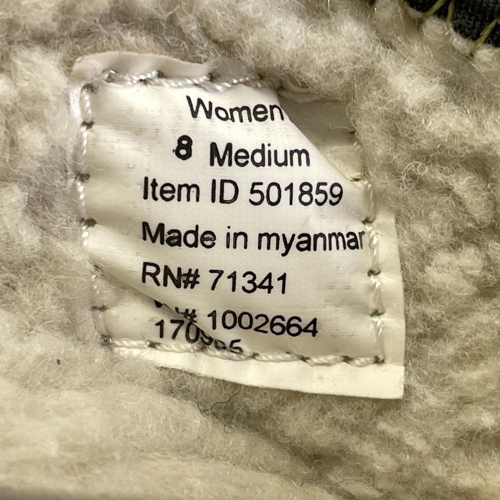 L.L.Bean Slippers Womens Size 8 Gray Suede Fleece Lined Perforated Slip On Moc - Picture 10 of 10